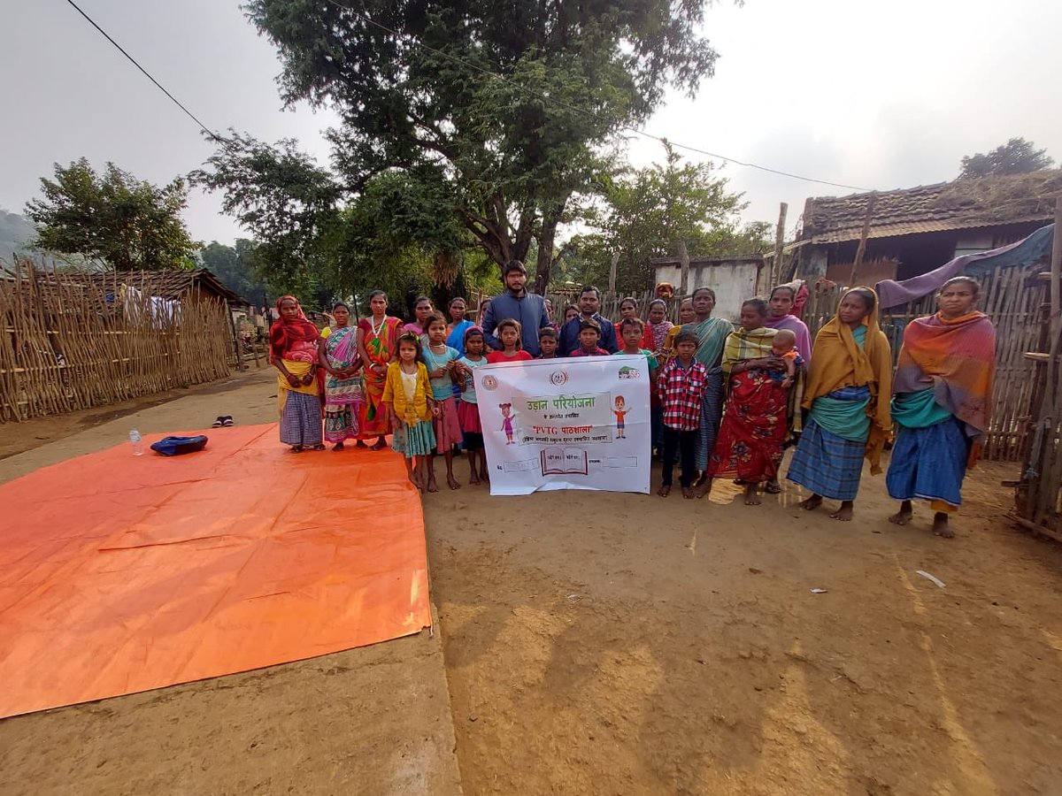 onlineJSLPS's tweet photo. Motivating talents through #PVTGPathshala . #UdaanProject https://t.co/4EmB9rATGL