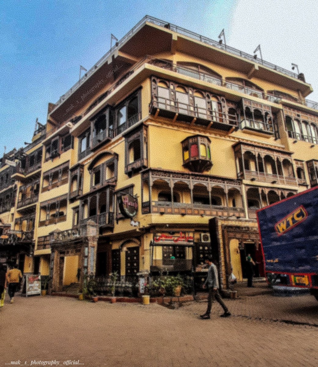 MAKPHOTOGRAPHY2's tweet photo. Haveli Restaurant
.
.
#SamsungA50
.
.
#nature #naturelover #naturephotography #travel #travellingphotography #travelblogger #street #streetphotography #foodstreet #light #colors #shandaliers #pigons #mosque #clouds #sky #art #design #artist #oldarchitecture #oldinfrastructure https://t.co/b4mR1D82CA