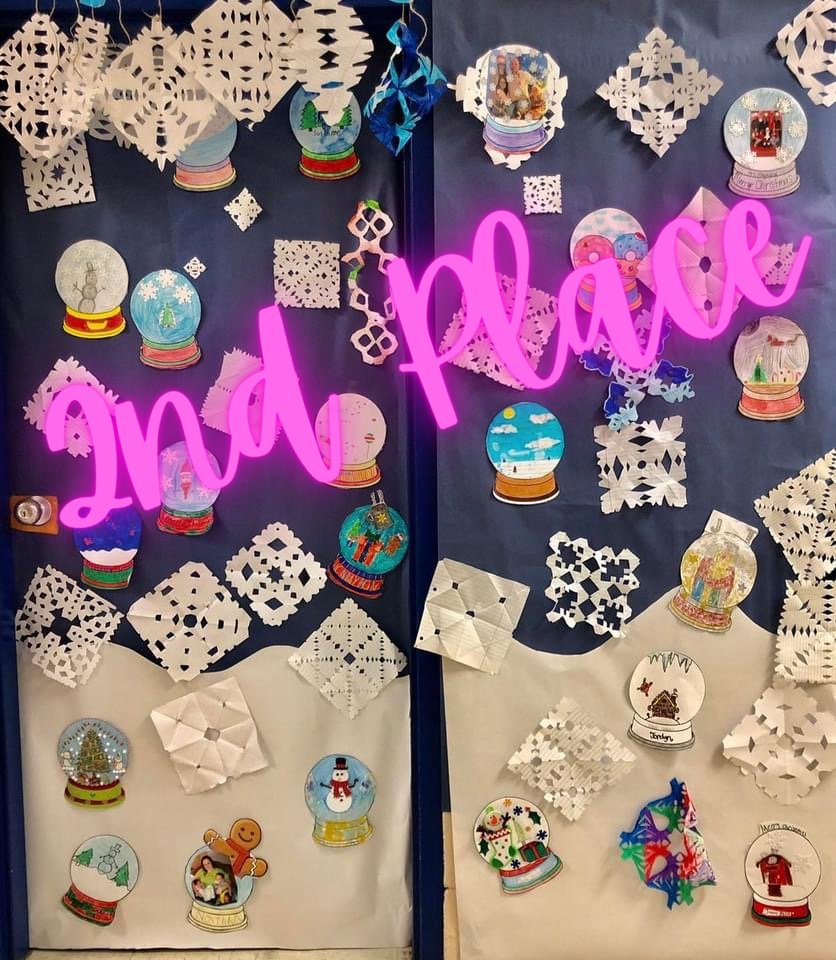 CaldwellMiddle's tweet photo. Thank you to all that participated by voting in Caldwell’s Deck the Door Contest! We loved having the opportunity to share the talents and creativity of our students. Below are our TOP THREE doors. If you didn’t get a chance, please like and follow our FB page. #cmsrocks https://t.co/miNLb504gE