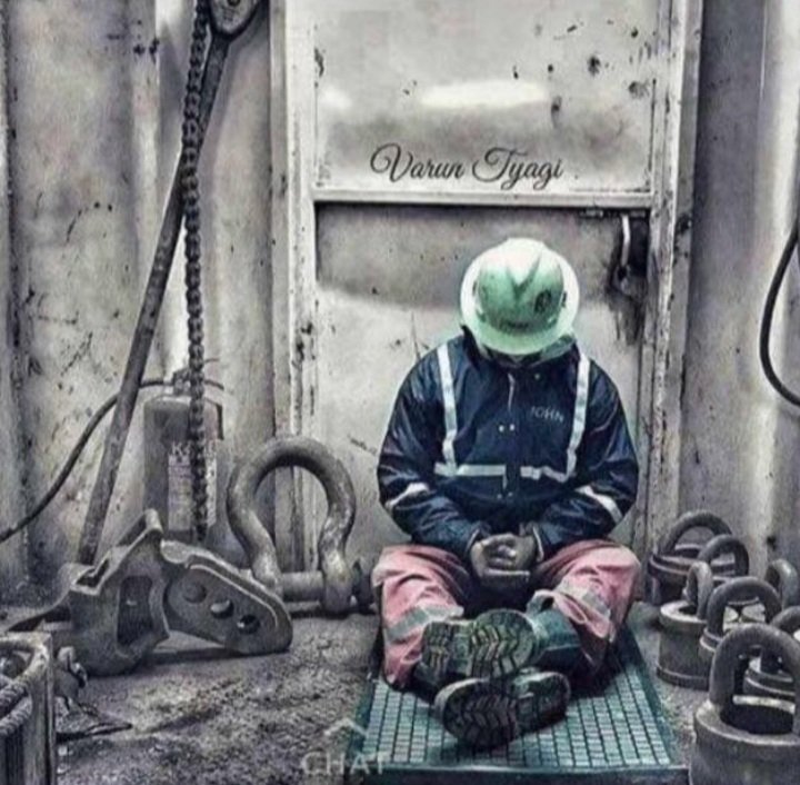 ظهوري قليل .ولكن حضوري خطير  ✌🇴🇲