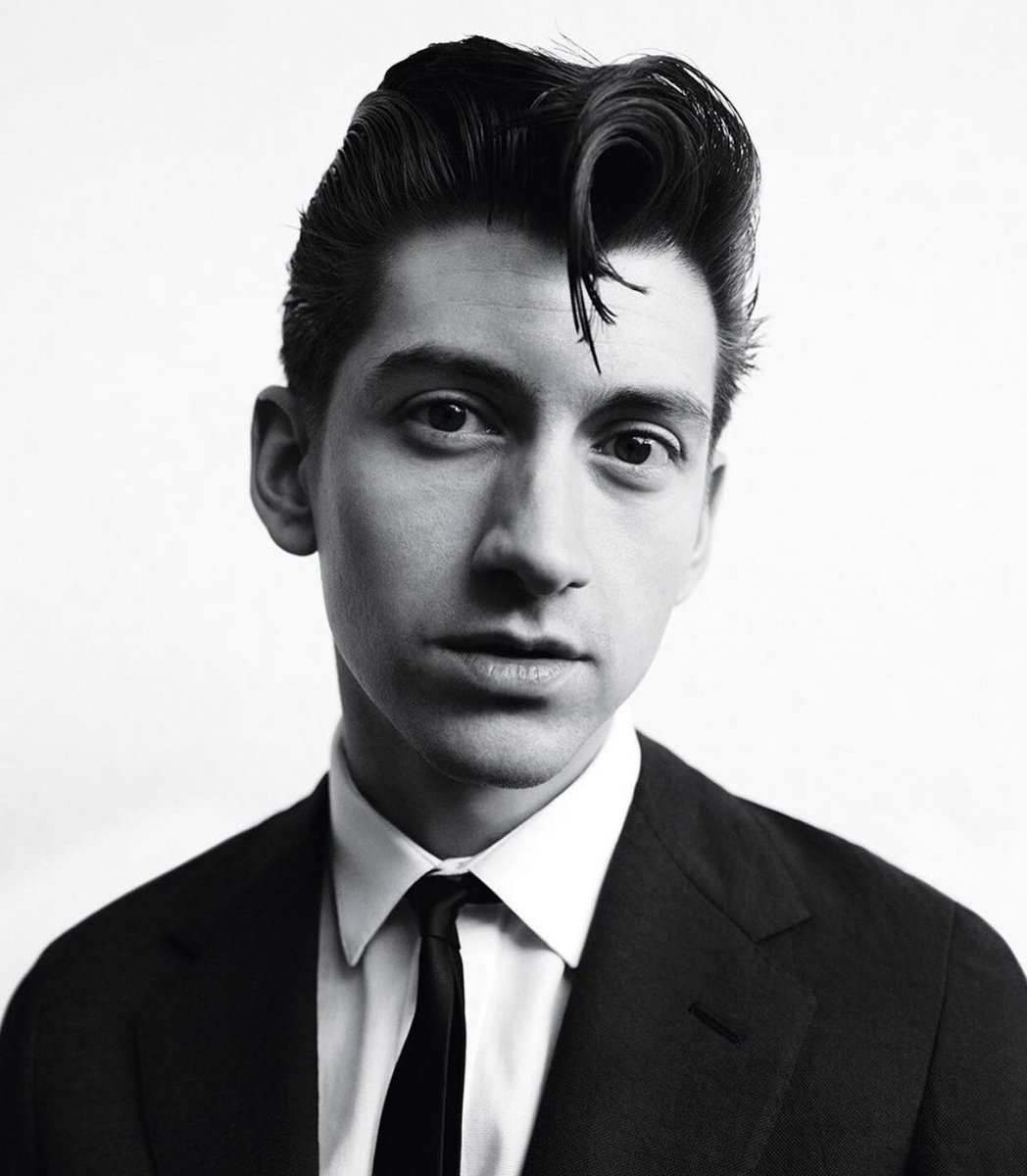 ⠀ 
⠀ 
  𝕸𝖊 𝖒𝖞𝖘𝖊𝖑𝖋 𝖆𝖓𝖉 𝕴.
⠀ 
⠀ ⠀ ⠀                            𝖙𝖗𝖚𝖊 𝖑𝖔𝖛𝖊.

                  #TMCHRISTMASBAL 
⠀
⠀