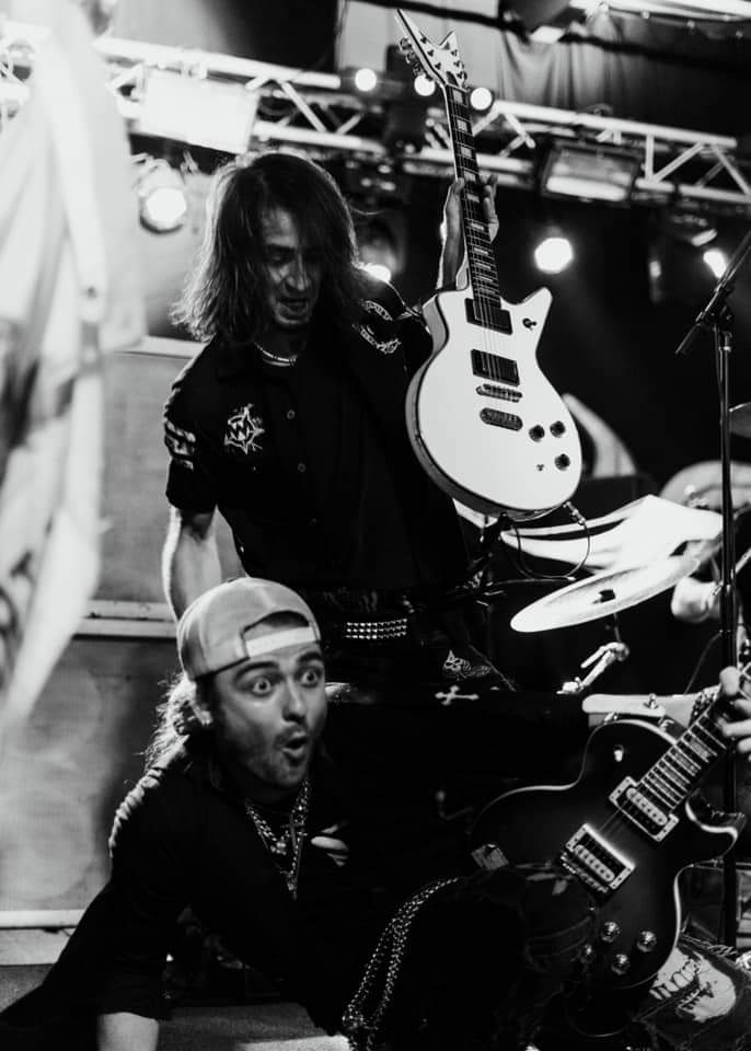 We love you Faith Nation! 🖤
Thanks for all your love and continued support! 🙏

Keep The Faith
✌️❤️🤘

#faith #scars #peace #love #rocknroll #rock  #fans #nation #rockband #live #music #drums #guitar #bass #rock #loud #livemusic #family #friends #world