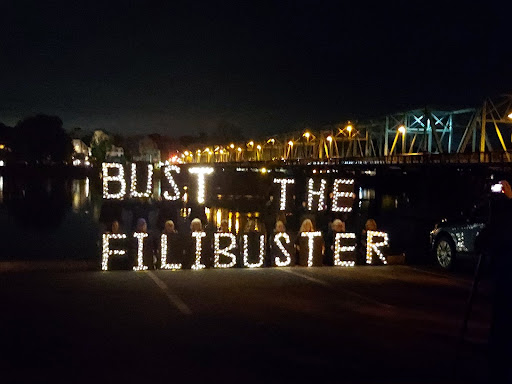 CommonCause's tweet photo. Americans are fed up with the Jim Crow filibuster.
It is time to #FixOrNix the #filibuster so that we can protect and expand #votingrights. https://t.co/vlrKfjjwdT