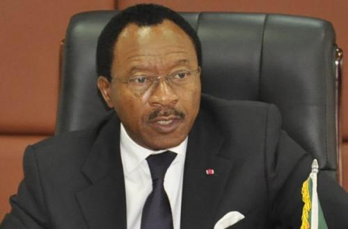 CRTV_web's tweet photo. #Cameoon
The Minister of Public Works, Emmanuel Nganou Djoumessi will visit to the National road number 4 ; Obala-Bafoussam today. During the outing, he will partially receive the completed project from the engineers. https://t.co/KwUQKeqyfY