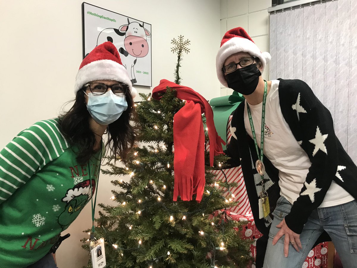 NES_CT's tweet photo. A little holiday fun before Winter Break. โPrincipalsโ on a Shelf and an indoor snowball โ๏ธ fight! @CathyO710 #NESfun ๐๐ฎ https://t.co/K2DnU3uAZ9