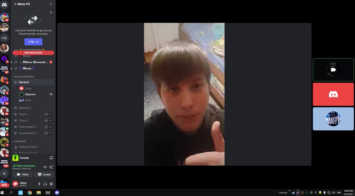 daily reminder auta ta ektrwmata paizoune gia san parthenoi gia 25 lepta