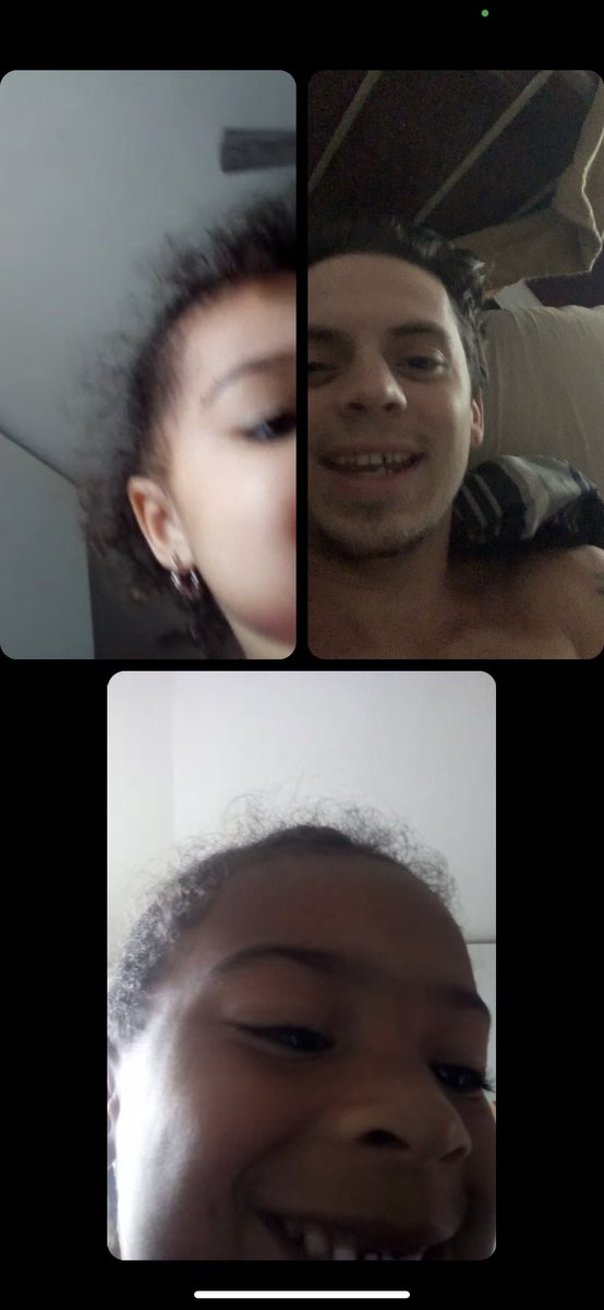 Killerwallerboy's tweet photo. FaceTime with the kiddos always makes me smile https://t.co/xfSKfEZwWC