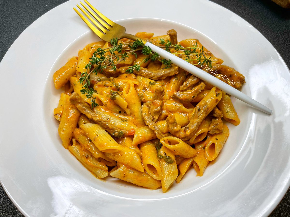 GabsDiva's tweet photo. β¦ #Dinner: Creamy Tomato, Herb & Chilli Beef Penne β€οΈπ€πΌπ₯ - SO YUMMY! β¦ #WhenJoanCooks #MmaboThings #BecauseTheWeatherAllows #SimplestMeal β¦ https://t.co/Sp0DPeEV41