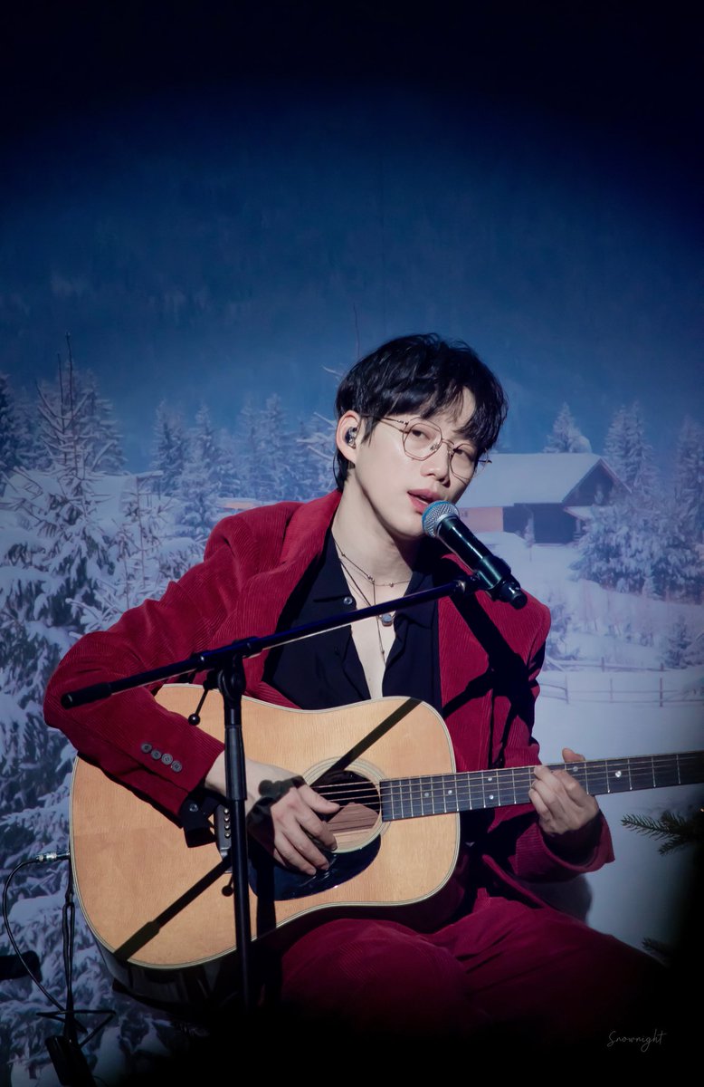 snownight007's tweet photo. 어어? 인생 감길게요 https://t.co/ktgiBg9LQ6