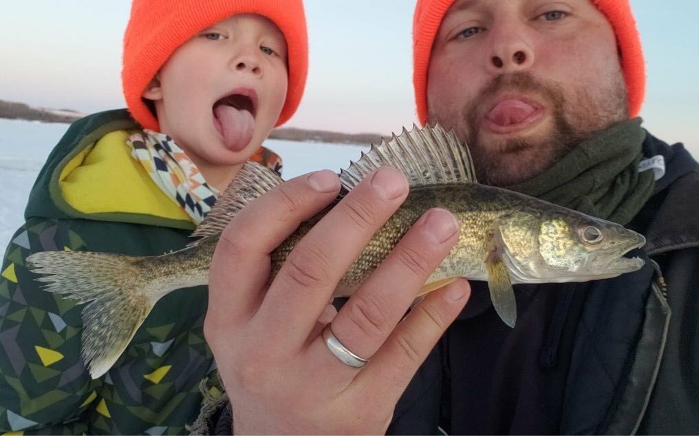 CnRelease's tweet photo. Make it a family thing. 🎣❤️❄️

#fishdonkey https://t.co/V2TE6UDlha https://t.co/ehPWgNAFsS