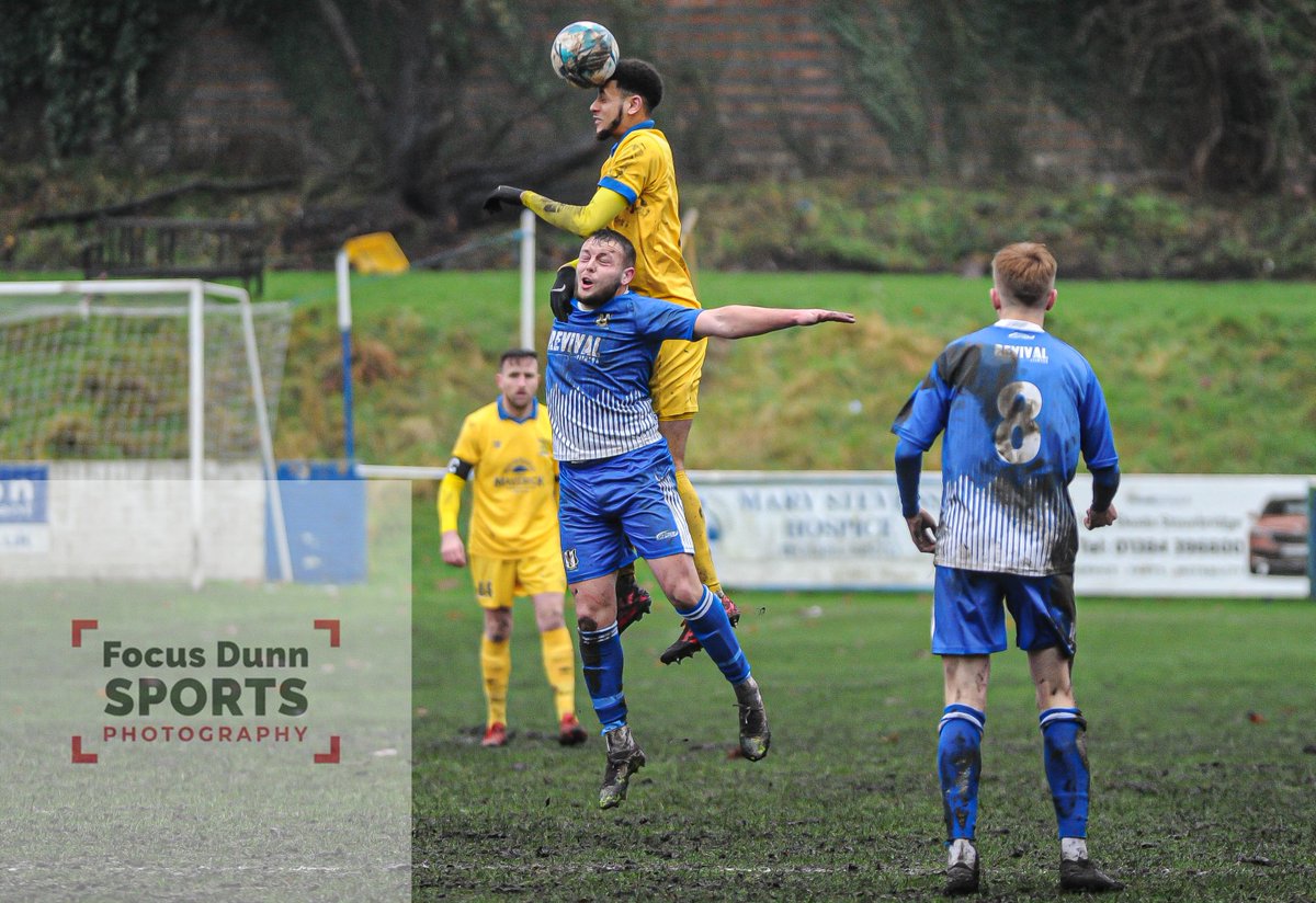 focussports98's tweet photo. 27/12/2021- Derby day, as @TiviFCofficial went to @lyetownfc1930 Rest of the photos on the @grifftersworld link https://t.co/9QF1M4MprZ https://t.co/slG7StJ9Ps