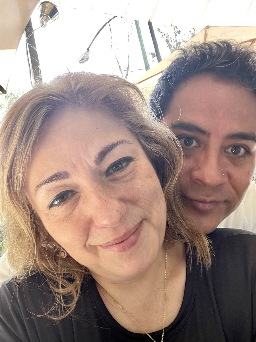 taniuska5's tweet photo. best friends forever… 😘
@HomerikiPS #oaxaqueñopresumido
#bff #friends #instafriends https://t.co/zevwbe9Ors