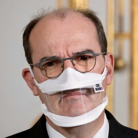 EnModeMacaron's tweet photo. « La consommation dans les cafés et les bars ne pourra plus se faire debout mais seulement en position assise »😳

RT si tu penses qu’on a le Premier ministre le plus ridicule du monde!🤣 https://t.co/abTSKFoEFq