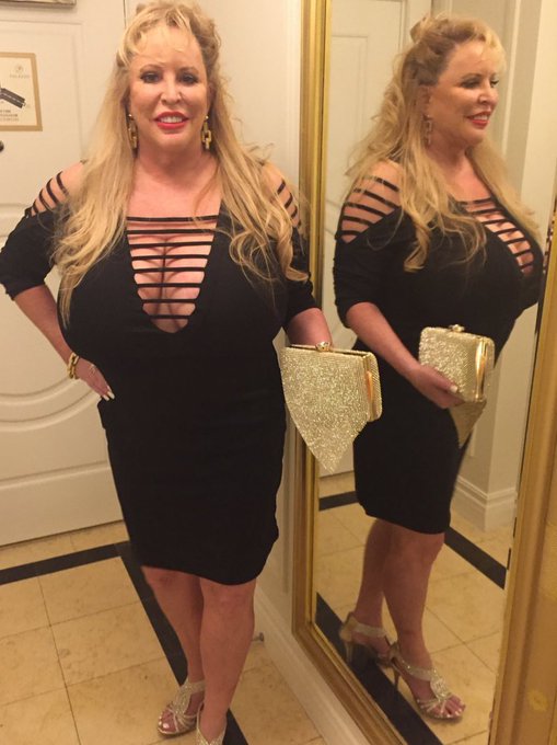 Tonight Live Show on cammodels 8:30 PM PST&hellip; Link in bio that. Also, don&rsquo;t forget my birthday is January<a href="/tag/europedichan"class="tags"><span>#europedichan</span></a>