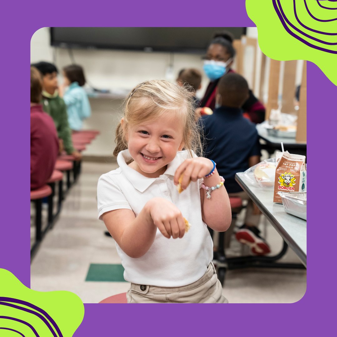 GENYOUthNow's tweet photo. A smile a mile wide, a carton of @DairyGood nutritious milk, a nourished child – we are #grateful to work every day with America’s schools to ensure ALL of our kids are fed. Go to https://t.co/Mf7WU4Giti TODAY to donate to GENYOUth and #EndStudentHungerNOW! https://t.co/Ie06SRr3nj