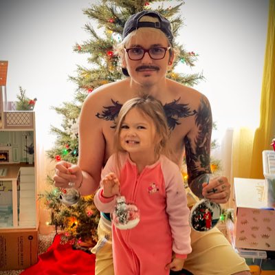 cody_shadle's tweet photo. #NewProfilePic https://t.co/4oTghzVmCU