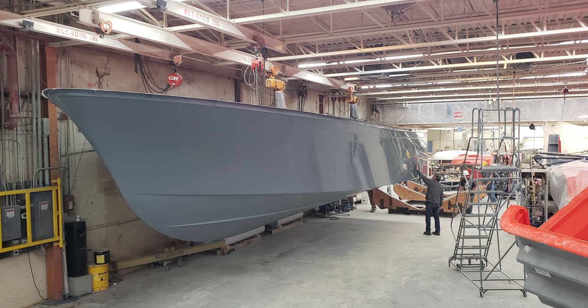 Sabreyachts's tweet photo. The first Sabre 43 hull is out of the mold!
#sabreyachts #sabre43 #mainetradition #new #craftsmanship #boats #yachts #downeast #madeinmaine #madeinusa https://t.co/Oxd1uRKr18