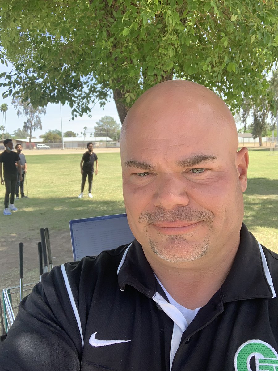 Str8Daddies's tweet photo. Super Hot Str8 P.E Teacher baited 🔥😍 https://t.co/MQYgFXgMNR
