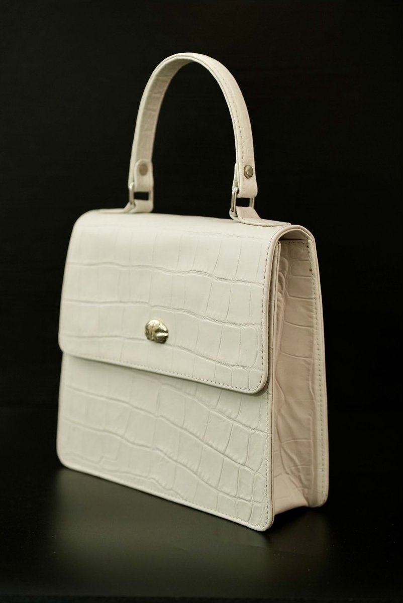 Réma'Na 👜👑 tweet media