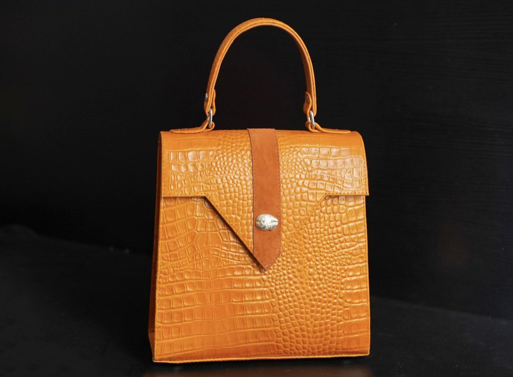 Réma'Na 👜👑 tweet media