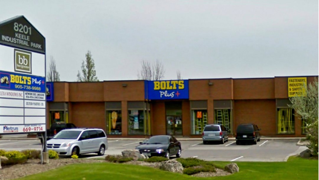 Metrus_Property's tweet photo. 8201 Keele St. in Vaughan offers one unit of 3,151 sq ft industrial space for lease. 

Available till May 1st, 2022. Visit our website to learn more https://t.co/ZqUpMNPBMY