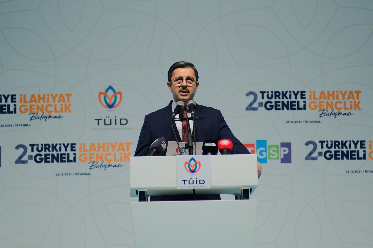 2. Türkiye Geneli İlahiyat Gençlik Buluşmamız'da bize partner olan ve bize her türlü desteği sağlayan başta Ömer Faruk Terzi Beyefendi olmak üzere tüm TGSP ailesine teşekkür ediyoruz.
#GelecekVizyonumuzdaBirlikVar