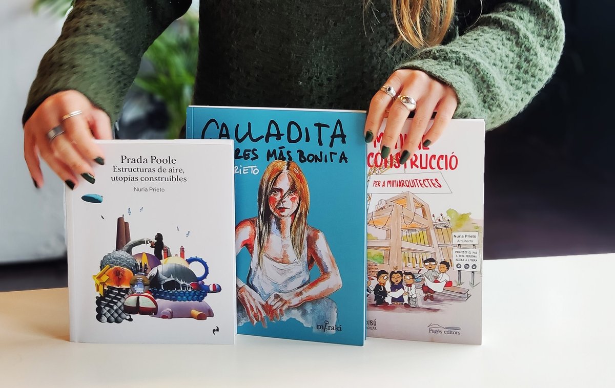 NuriaP9's tweet image. ¿Qué puedo regalar en navidades?... 
(sobre todo a arquitecta/os)
Prada Poole: Estructuras de aire, utopías construibles en @e_Asimetricas 
Manual de construcción para miniarquietctos en @EdMilenio 
Calladita no eres más bonita en @EditorialMeraki 
#arquitectura  #pradapoole