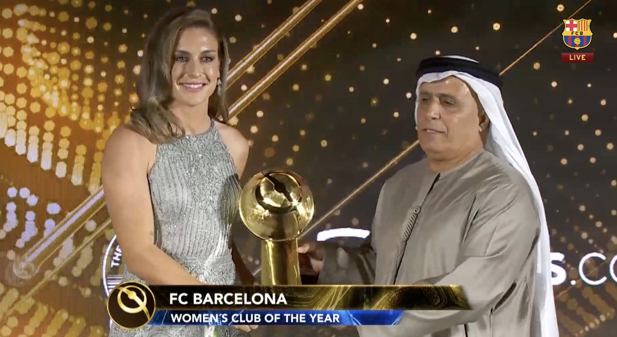 رسميًا | برشلونة يفوز بأفضل ناد نسائي. بوتياس تستسلم الجائزة بالنيابة عن النادي #GlobeSoccerAwards