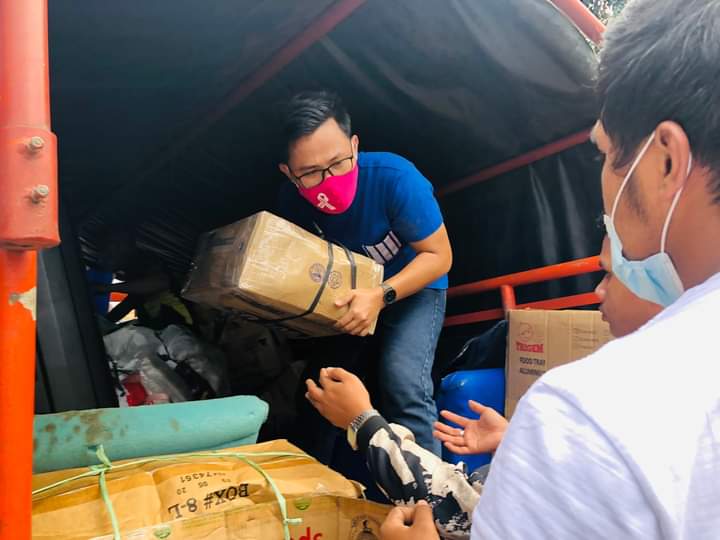coreph1's tweet photo. [...] Brgy. Laa, Camindangan, Municipality of Candoni. You may also support their relief operations through https://t.co/RUnHOf63Pw.  

You may give to https://t.co/4wHFlalypU to help ease their pain this holiday season! https://t.co/z2OwToTpu1