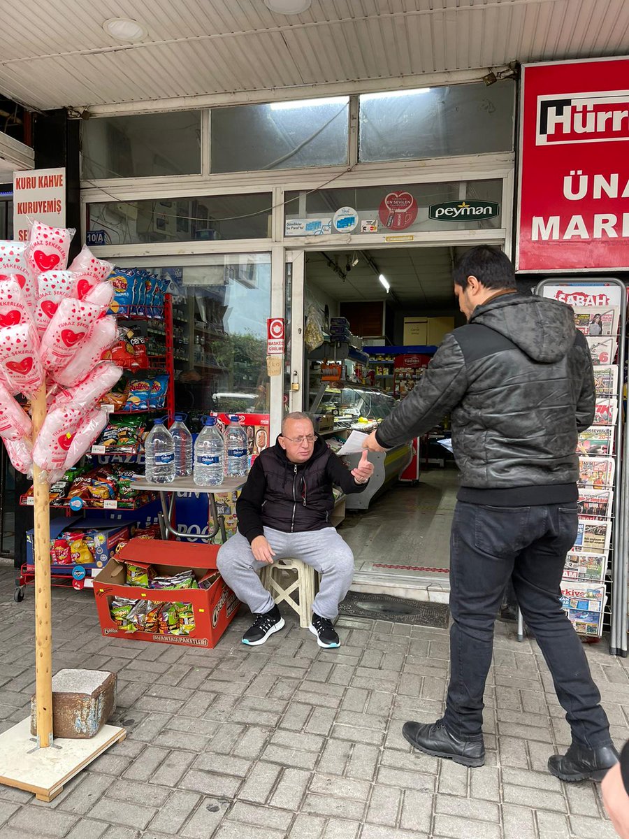 AkGencAlanya's tweet photo. Mahalle mahalle, sokak sokak, ev ev 🏃‍♀️🏃
Adım atmadık hane, sokak, cadde,  işyeri bırakmadan, durmadan, yorulmadan çalışmaya devam ediyoruz.
Durmak Yok Yola Devam! 💪
#teşkilathazır
#Hedef2023 https://t.co/U7PBxW8obZ