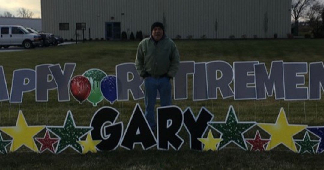 KaufmanSystems's tweet photo. All of us at Kaufman wish Gary from our Bowling Green Crew a very Happy Retirement!! We celebrated Gary &amp; his 28 years with KES on Wednesday before the holiday. Thank you for all those years of dedication and wish you well in your retirement! #wowpostagewas29cents https://t.co/xthndq8wAk