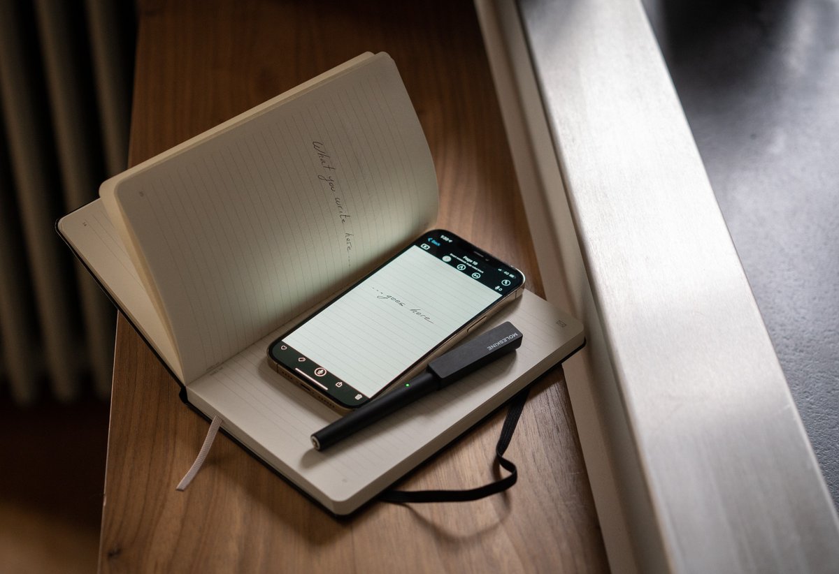 moleskine's tweet image. Share the pleasure of writing on paper with your smartphone. 

Moleskine.com

#SmartWritingSet