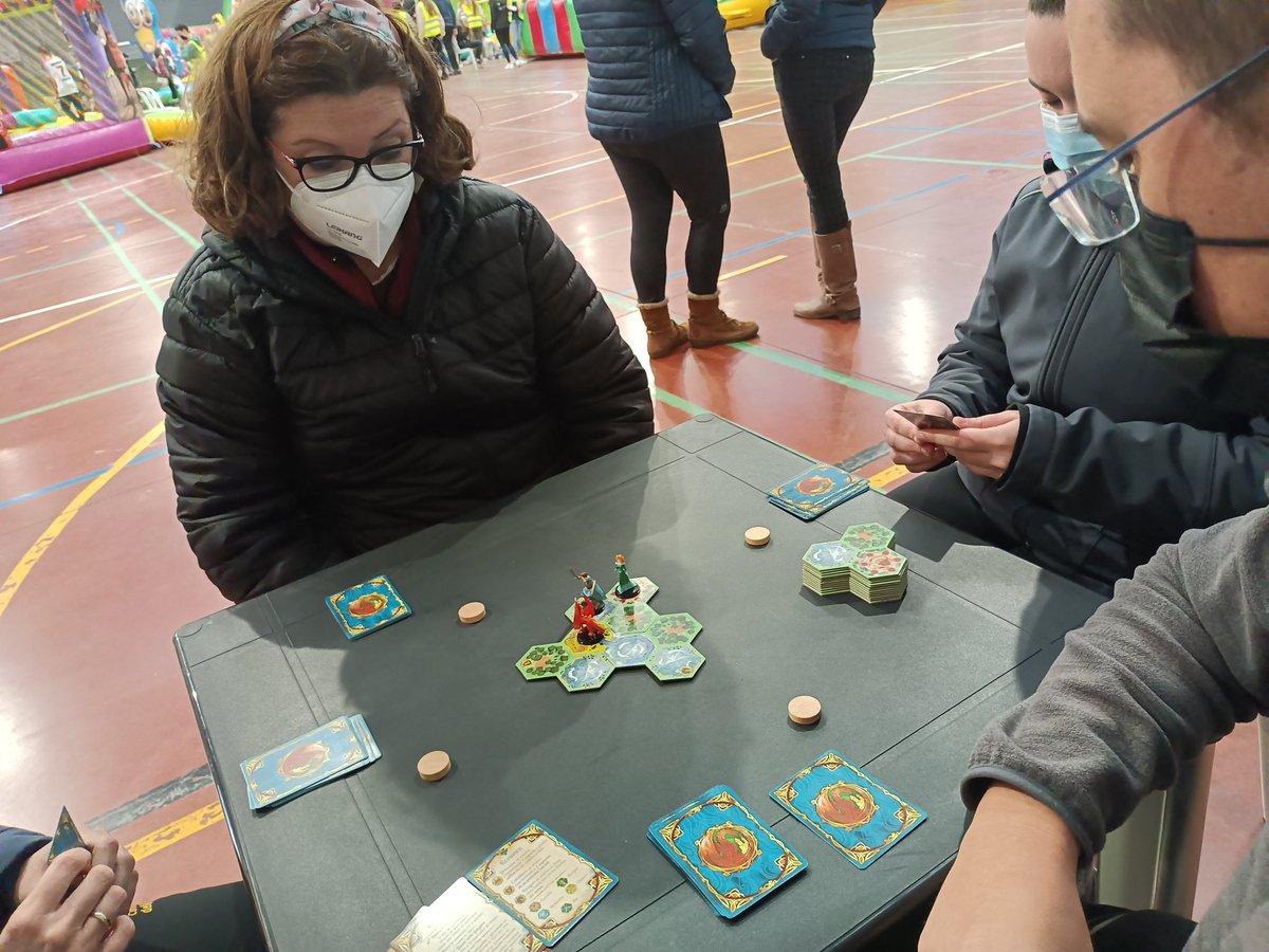 TCG Factory (@tcgfactory) on Twitter photo Ya estamos en Monreal (Teruel) junto a <a href="/ComarcaJiloca/">Comarca del Jiloca</a> y nuestros #juegosdemesa
En la foto, #FairyTile 😁 Ya estamos en Monreal (Teruel) junto a <a href="/ComarcaJiloca/">Comarca del Jiloca</a> y nuestros #juegosdemesa
En la foto, #FairyTile 😁