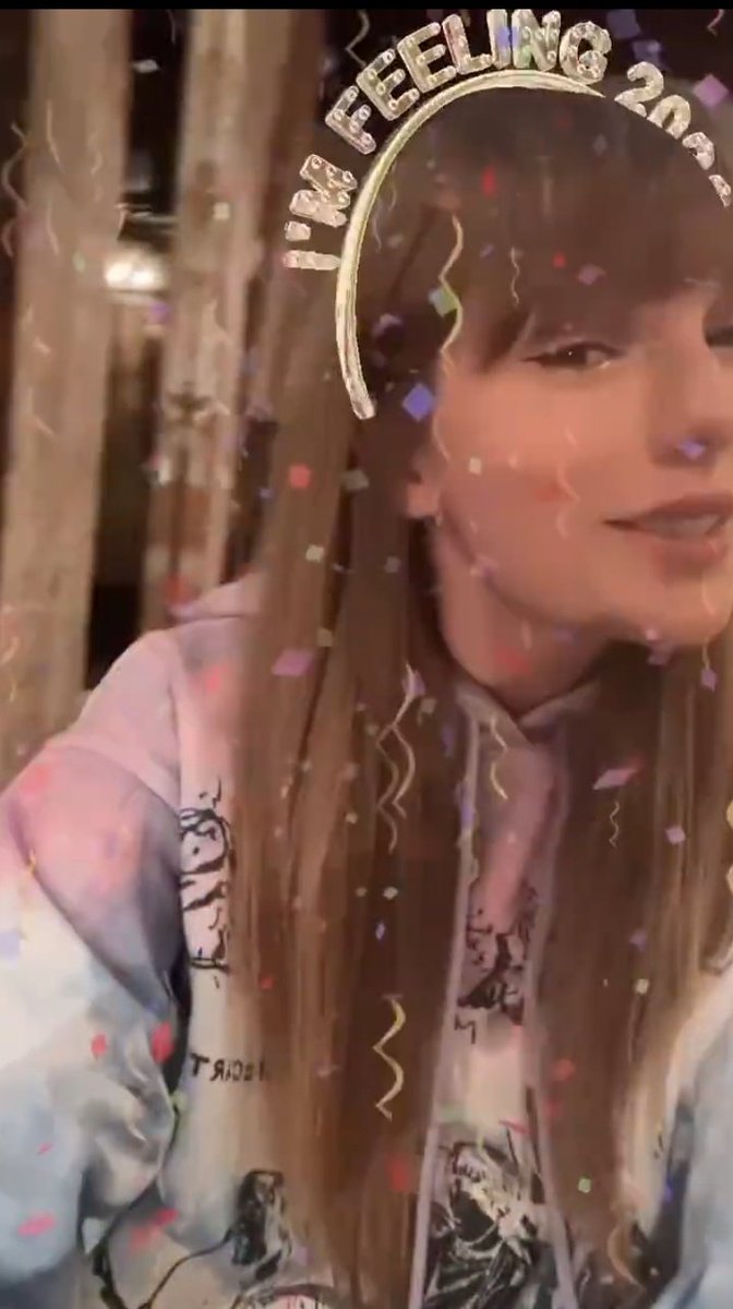 swiftlycurious's tweet photo. She's the cutest human ever 🥺❣ breathe if im right 😌 https://t.co/aD5SVgFgTN
