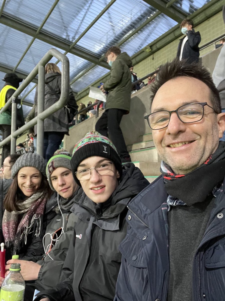 sabrevan's tweet photo. #COYQ #BIGGAME13 #BG13 https://t.co/I82YnixUDb