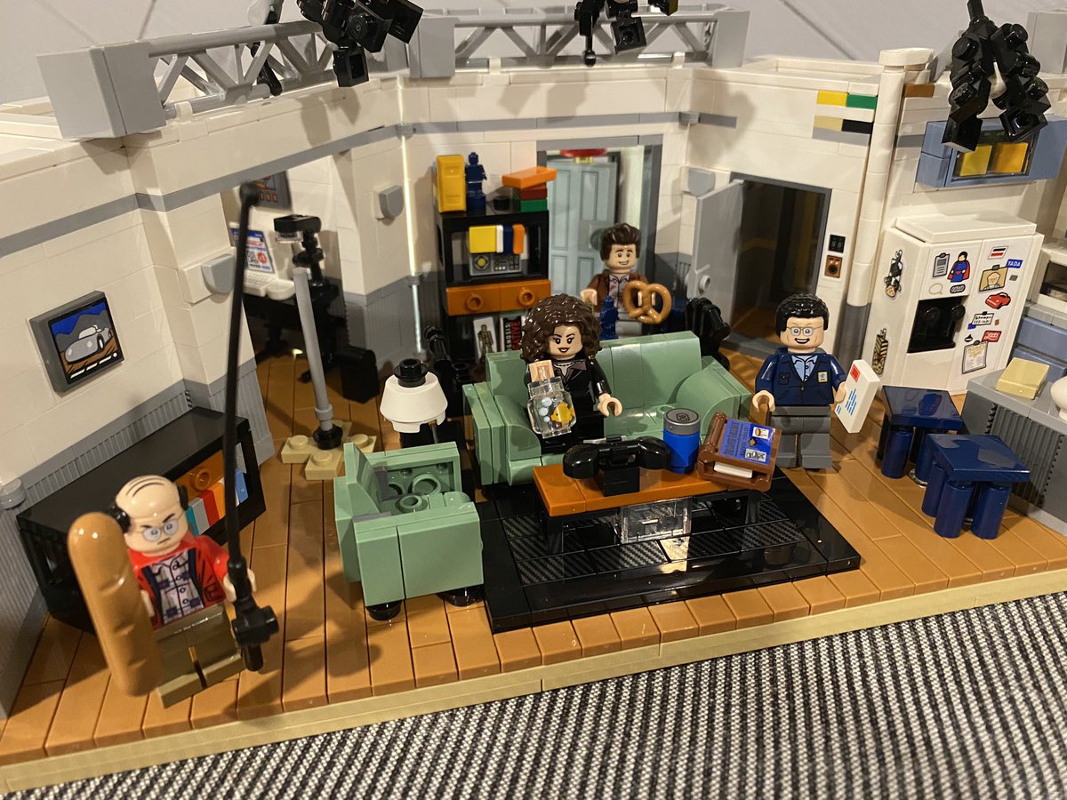 jmichalyshen's tweet photo. It’s #LEGOBuildDay Just completed my #Seinfeld set! How many Seinfeld references can you spot? https://t.co/NsU9jhkcOH