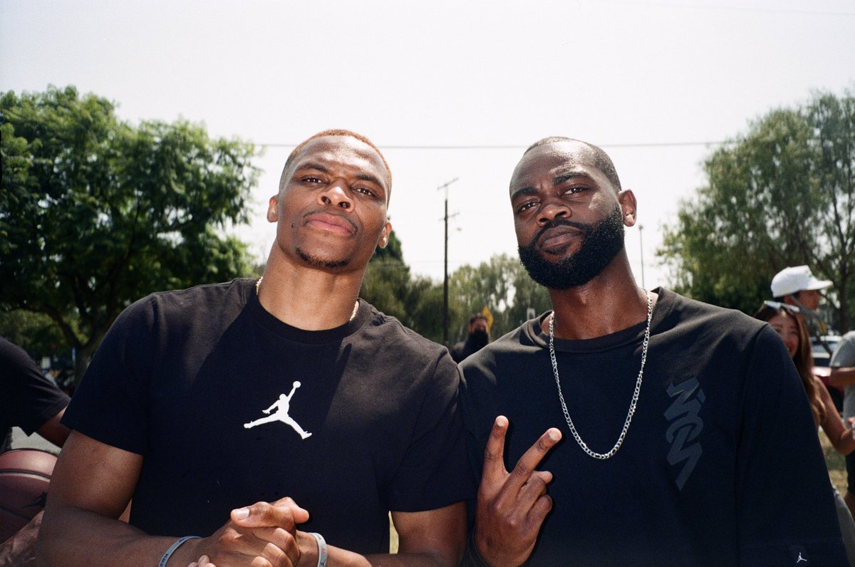 Vontecarter3's tweet photo. https://t.co/UML5v5c0TK https://t.co/yw5sS1cueL