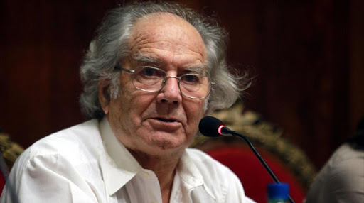 PrensaLatina_cu's tweet photo. El #PremioNobelDeLaPaz argentino Adolfo Pérez Esquivel envió hoy una carta abierta al presidente estadounidense, @JoeBiden, donde le pide abrir la mente y corazón y poner fin al #bloqueo impuesto a #Cuba 🇨🇺.

🧐Más en https://t.co/OTyVWHcMrq

#NoMasBloqueo @PrensaPEsquivel https://t.co/YWW0W2fzj7