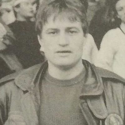 El Gallego es eterno. Porque nunca cae en el olvido.
Desde el tablón que está en el cielo,  mano a mano nadie pudo más.
El Gallego presente, ahora y siempre.