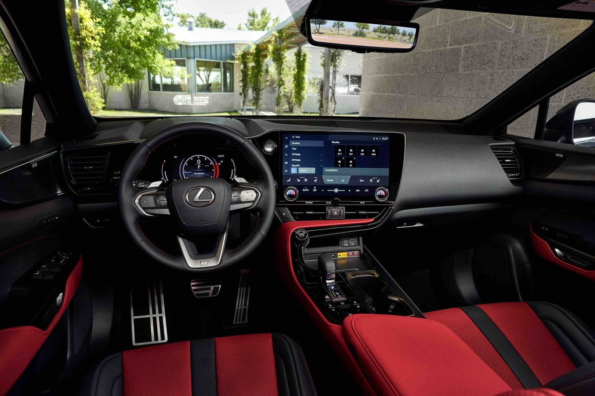 Lexus Woodland Hills tweet media