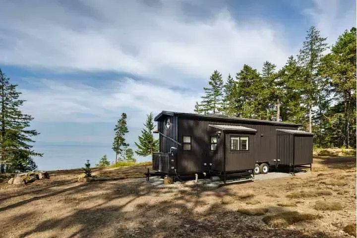 Tiny House Citizens tweet media