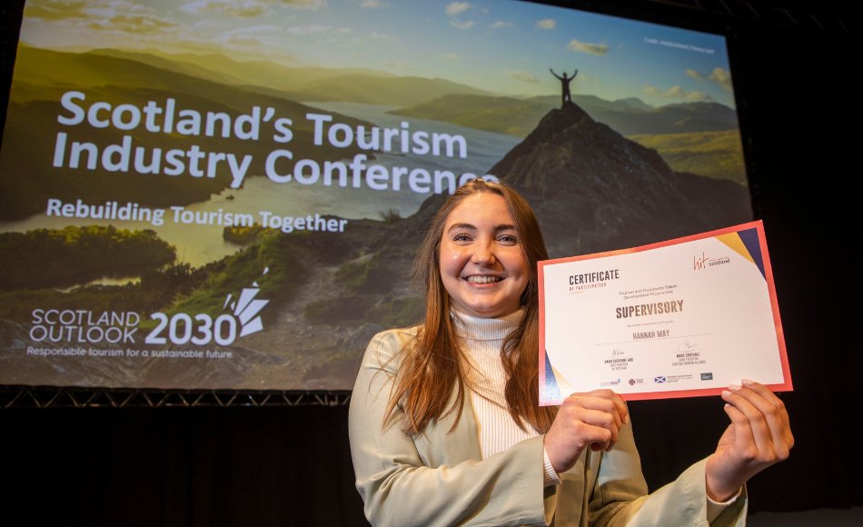 HITScotland's tweet photo. Open now! Fully funded people management training for those in Scottish tourism and hospitality. Learn to get the best performance from yourself and your team. Leadership, Management and Supervisory level. Info at https://t.co/yyPwNxXxKm https://t.co/adU8p2JafV