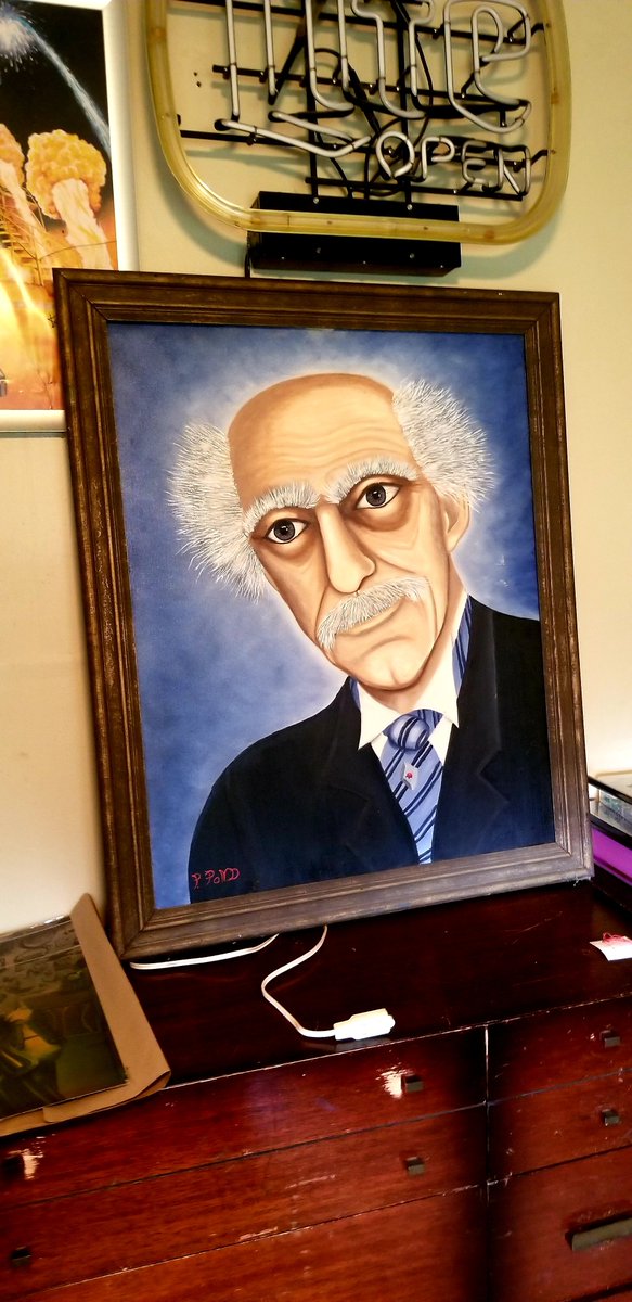 MissAbbyNormal's tweet photo. Finally getting my craft room together,  now I have a place for old Septimus to hang!

My husband's mother painted him for a play in the early 90s, and I love him!

#TombWithAView https://t.co/lADA9NKuXr