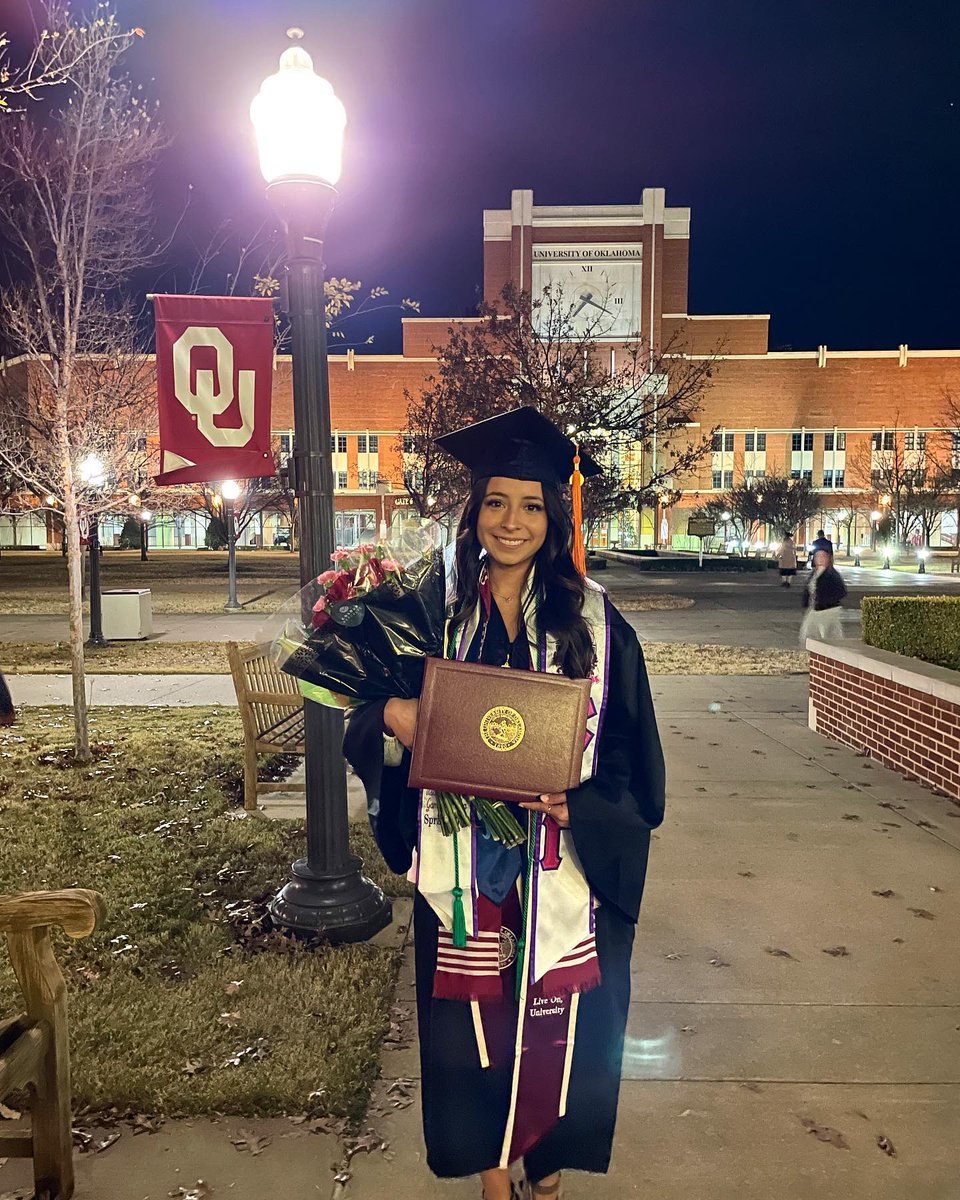 OUGammas's tweet image. #gammasgraduate

Congratulations to our sister Alejandra “Dracarys” Zavaleta, the deuce of the Spring 2019 Üskaleyas Indaruh Gamma Alpha line!!

Alejandra has graduated with a degree in Civil Engineering.