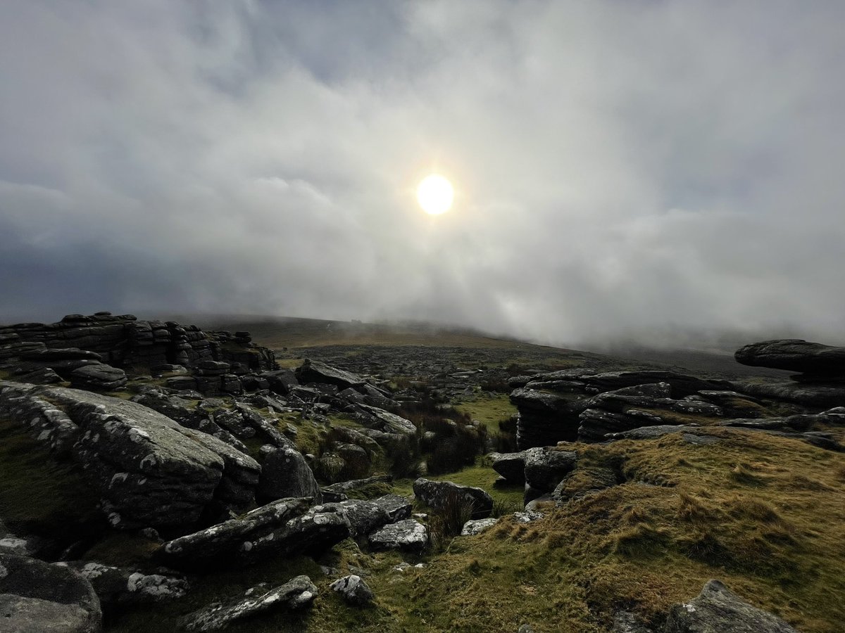 MissHDevon's tweet photo. Morning, among the ancient stones of Dartmoor and spectre’s in the mist. https://t.co/3VZTlwvLeT