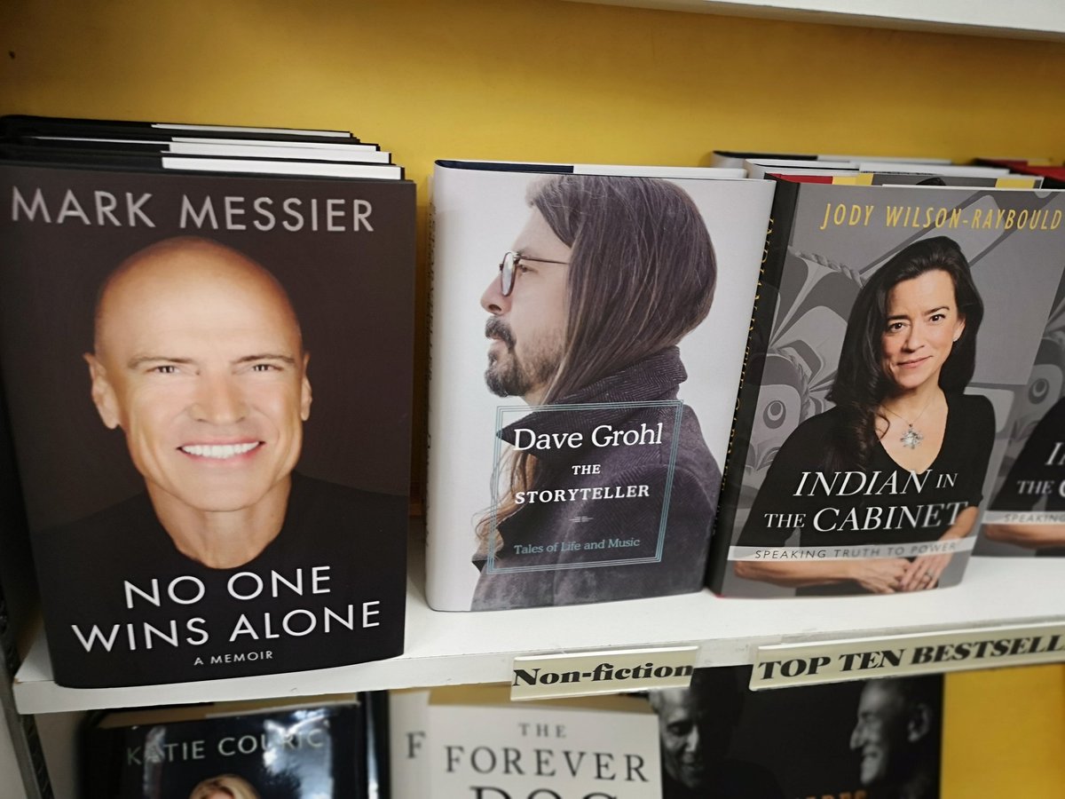GregCKL's tweet photo. Walked into a book store today, and this book shelf was made for me... I'd like to read all of these. 📚, ❤️ @Puglaas @markmessier @foofighters https://t.co/aR40SkRh6M