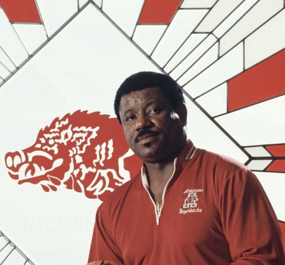 Happy 80th Birthday to Hog legend Nolan Richardson! 