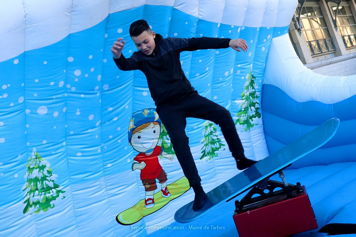 MairieTarbes's tweet photo. Profitez des animations gratuites qui vous sont proposées tous les jours en centre-ville 👇
https://t.co/1GLmQjfmW1 #Tarbes https://t.co/iCe6vU4Ecz