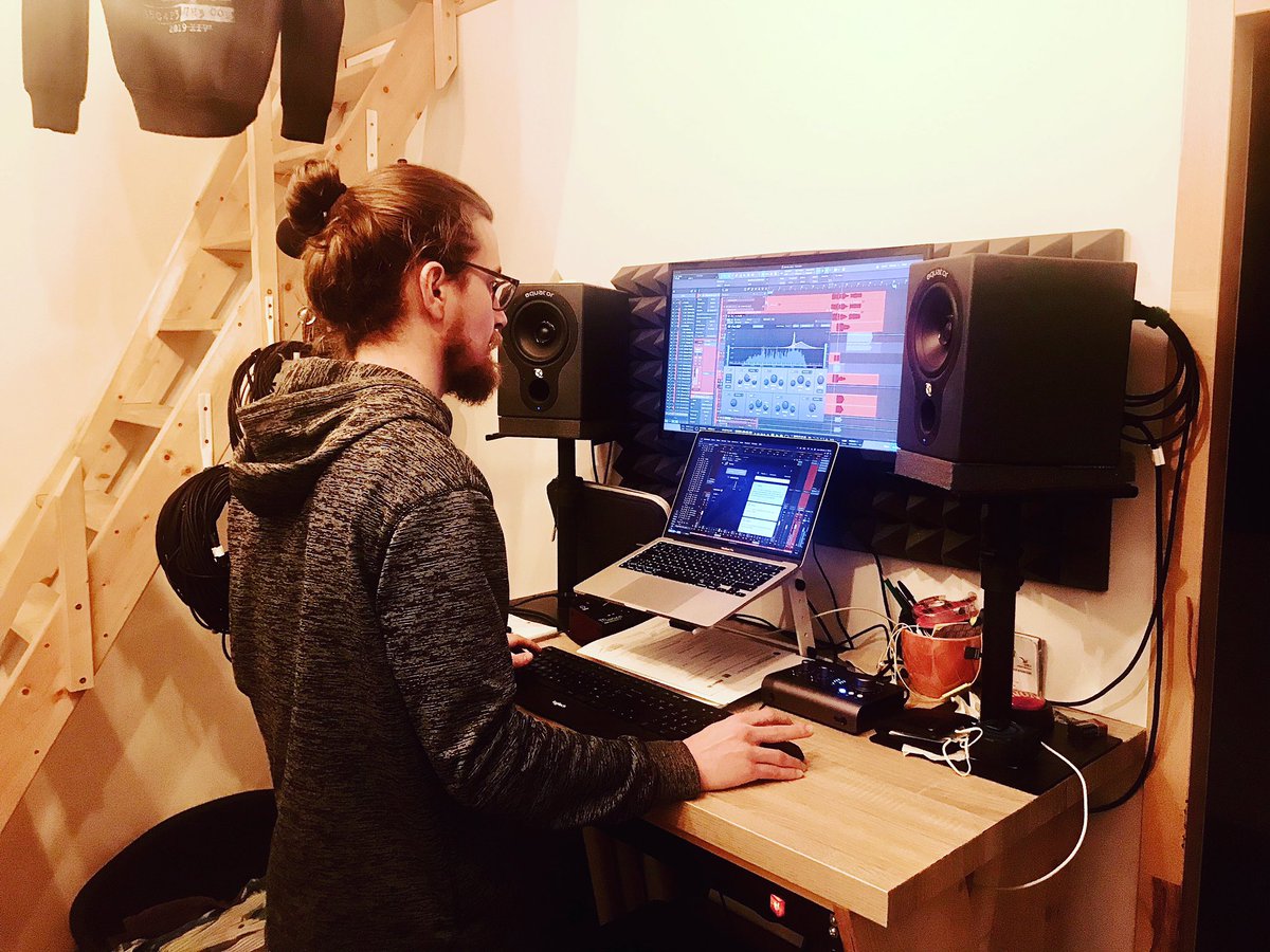 Gabriel_keller_'s tweet photo. 😍😍 youhouuuuuu 
Ça y est, l’album est entièrement mixé 🥳🥳

#album2022 #freeprogrock #rockprogressifinde #rockprogressiffrançais #rockprogressif #progrrock #progrrssiverock #artistelyon #rocklyon #rocklyonnais #rocklorrain #musique #music #rock #metal #bluguitar #blugamp1 https://t.co/ZBuL3QP6oU