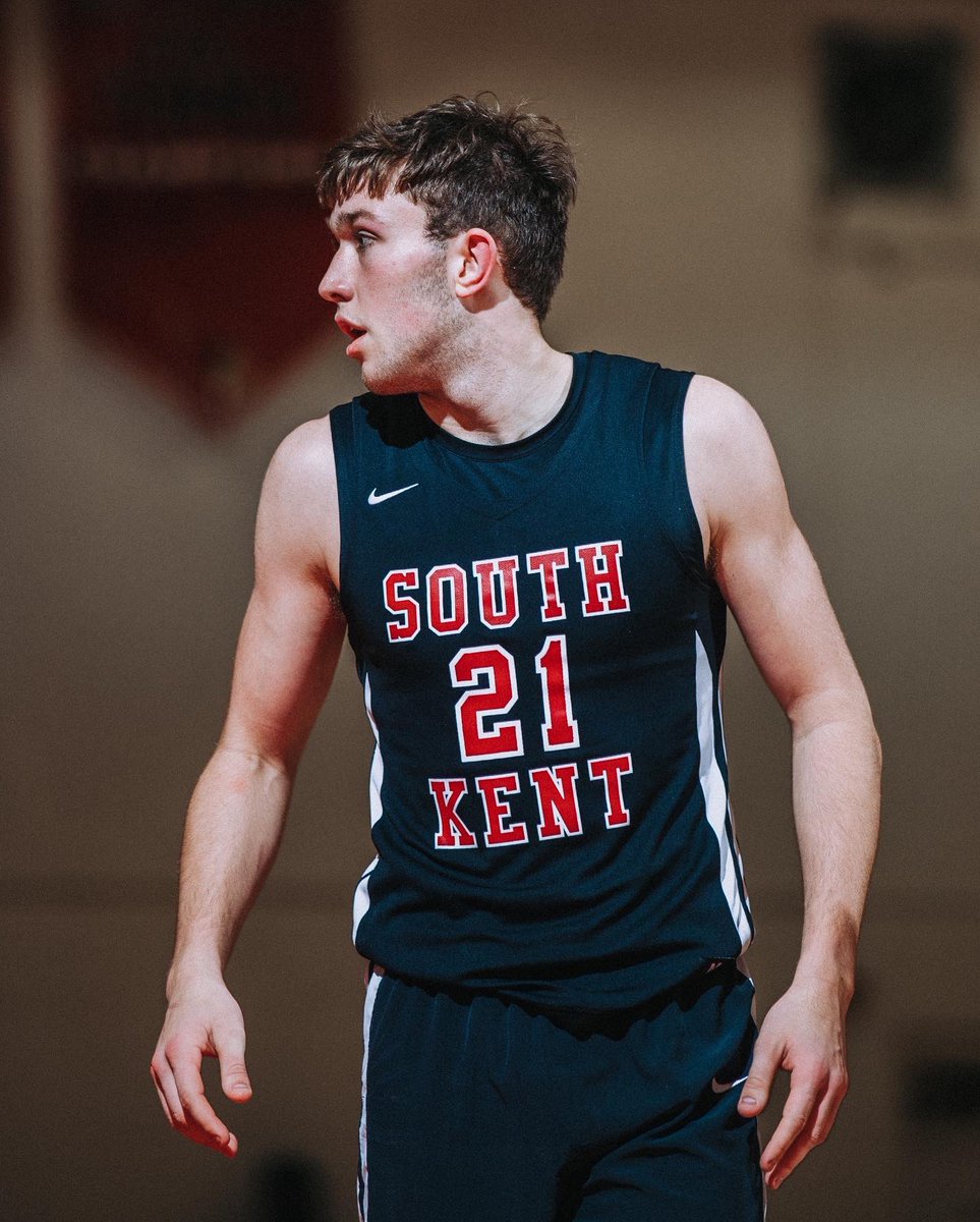 SouthKentHoops's tweet photo. #MotivationMonday “New Year’s bring new beginnings but don’t sacrifice the things that have gotten you this far just because new is new” - Coach Chills #skshoops #sksnation https://t.co/fdFZenmVbq